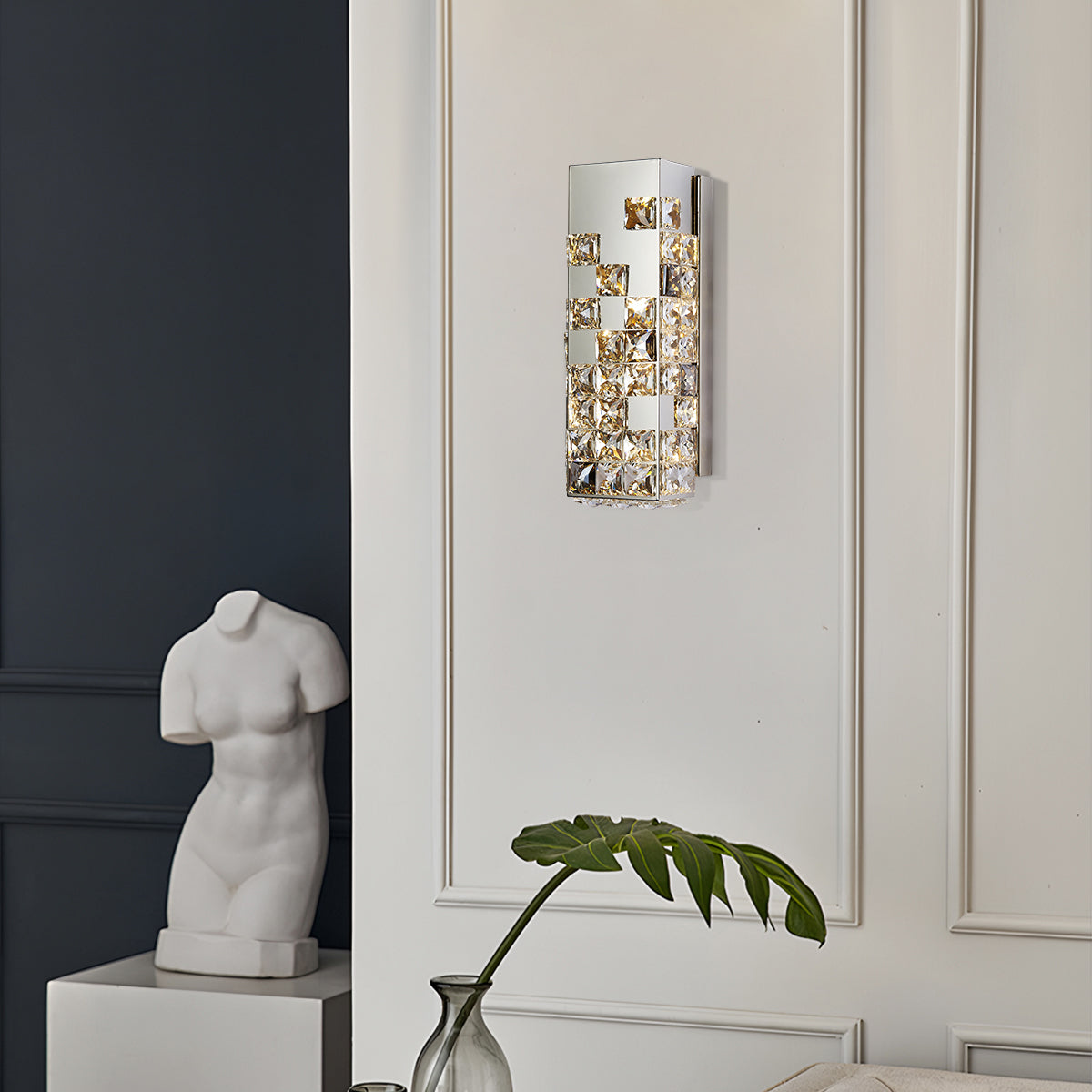 Halo K9 Crystal Wall Lamp