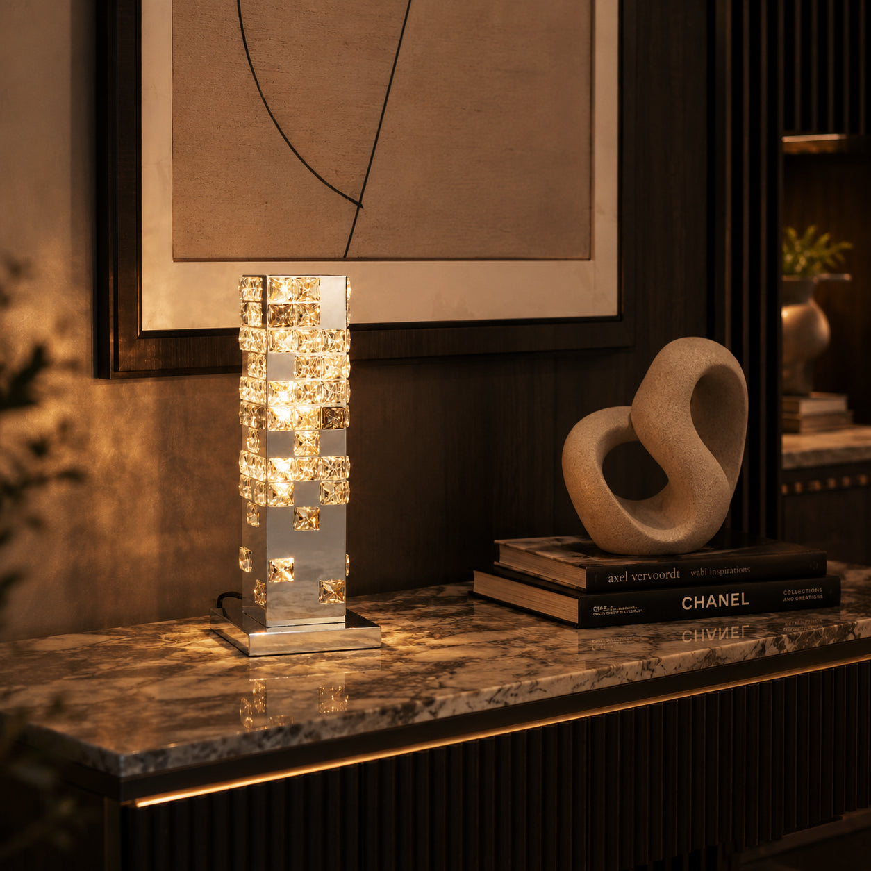 Halo K9 Crystal Table Lamp
